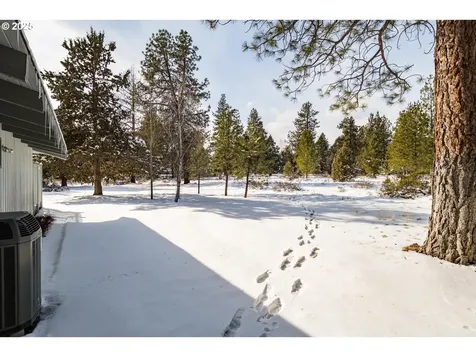 20493 Pine Vista Drive Bend OR 97702