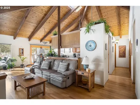 20493 Pine Vista Drive Bend OR 97702