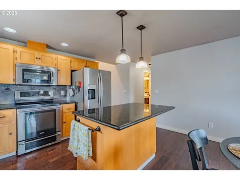 9001 NE 157th Avenue Vancouver WA 98682