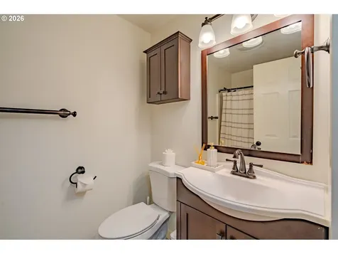 9001 NE 157th Avenue Vancouver WA 98682