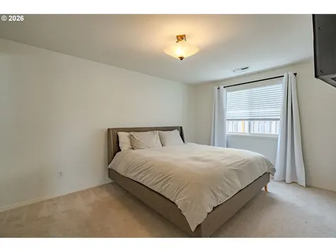 9001 NE 157th Avenue Vancouver WA 98682