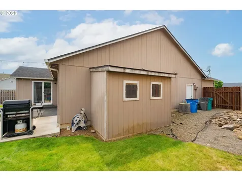 9001 NE 157th Avenue Vancouver WA 98682