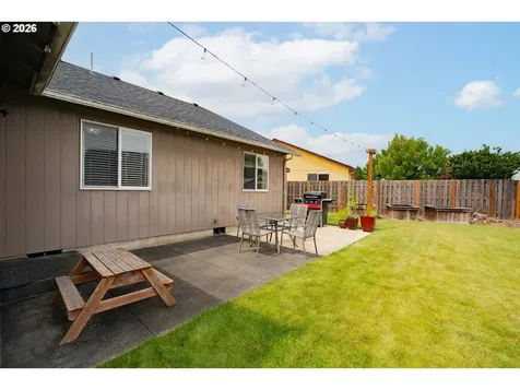 9001 NE 157th Avenue Vancouver WA 98682