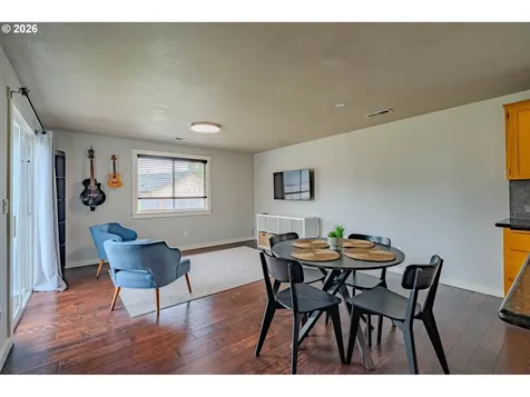 9001 NE 157th Avenue Vancouver WA 98682