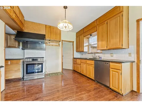 9424 N Polk Avenue Portland OR 97203