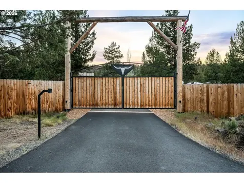 2609 NW 101st Lane Redmond OR 97756
