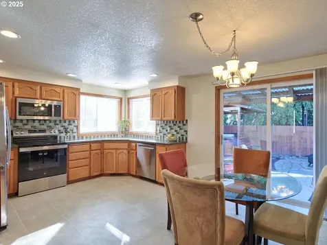 15997 SW Baler Way Sherwood OR 97140