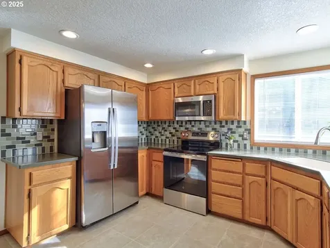 15997 SW Baler Way Sherwood OR 97140