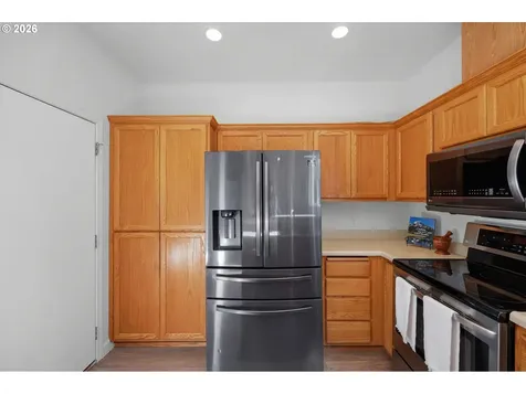 5243 Wales Drive Eugene OR 97402