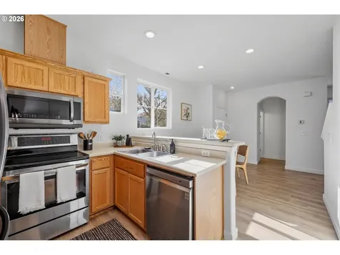 5243 Wales Drive Eugene OR 97402