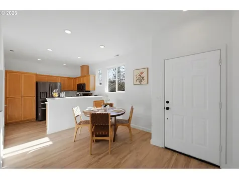 5243 Wales Drive Eugene OR 97402