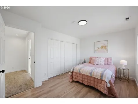 5243 Wales Drive Eugene OR 97402