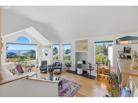 2540 NW Pacific Street Newport OR 97365