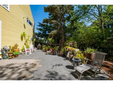 2540 NW Pacific Street Newport OR 97365