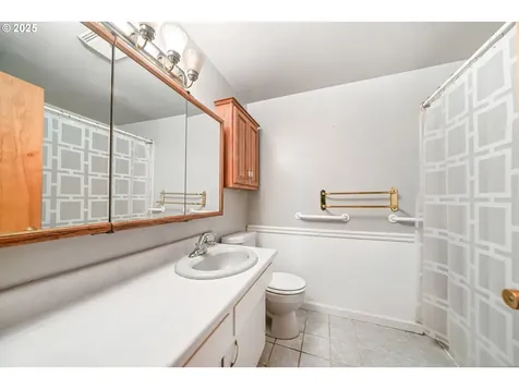 922 S 38th Street Springfield OR 97478