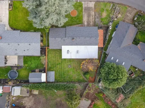 922 S 38th Street Springfield OR 97478