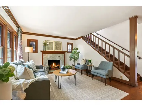 9725 NE Shaver Street Portland OR 97220
