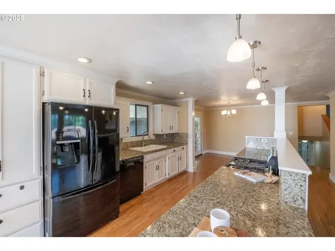 1221 SW Maple Street Dallas OR 97338