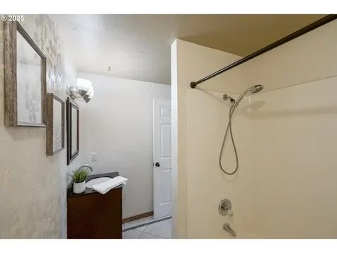 1221 SW Maple Street Dallas OR 97338