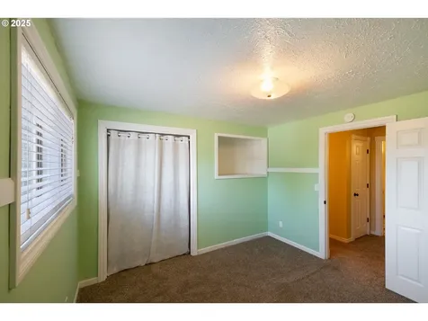 1221 SW Maple Street Dallas OR 97338