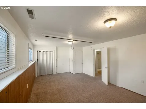1221 SW Maple Street Dallas OR 97338