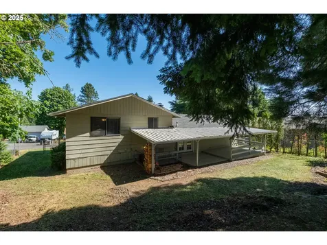 1221 SW Maple Street Dallas OR 97338