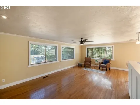 1221 SW Maple Street Dallas OR 97338