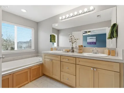 6144 SW 208th Place Beaverton OR 97078