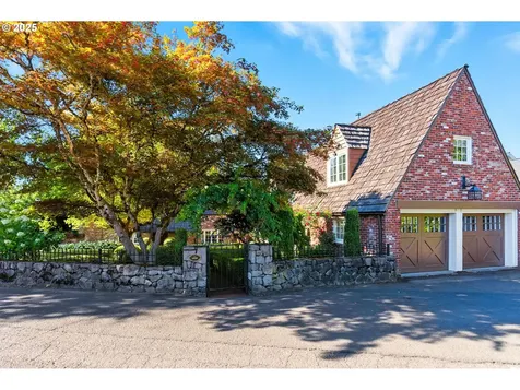 919 Westpoint Road Lake Oswego OR 97034