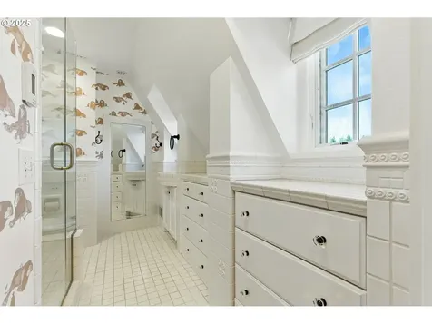 919 Westpoint Road Lake Oswego OR 97034