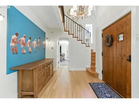 919 Westpoint Road Lake Oswego OR 97034