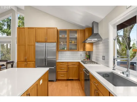 2380 Valley View Drive West Linn OR 97068