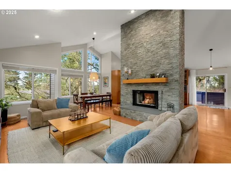 2380 Valley View Drive West Linn OR 97068