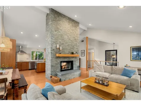 2380 Valley View Drive West Linn OR 97068
