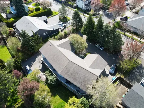 2770 May Street Hood River OR 97031