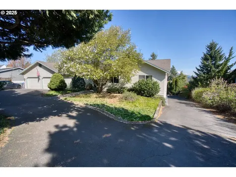 2770 May Street Hood River OR 97031