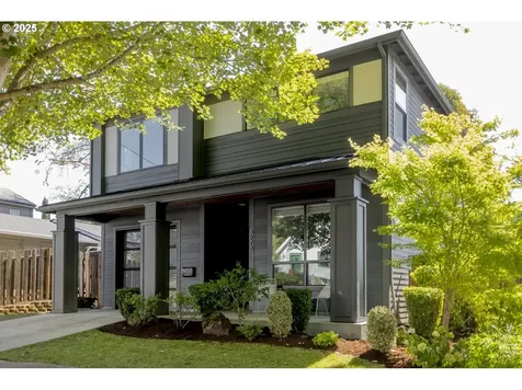 3978 SE Boise Street Portland OR 97202