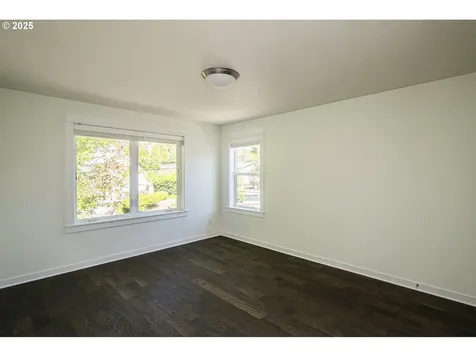 3978 SE Boise Street Portland OR 97202
