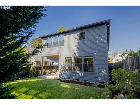 3978 SE Boise Street Portland OR 97202