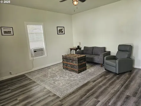617 SW 3rd Street Pendleton OR 97801