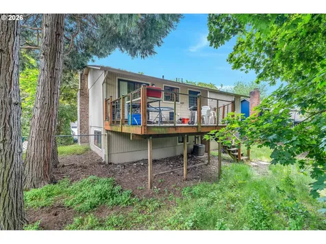 75 SE 205th Place Gresham OR 97030