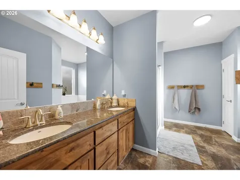 491 Oakwood Drive Oakland OR 97462