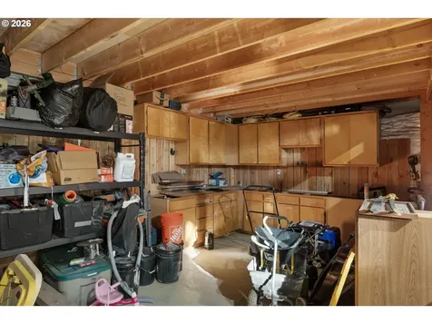 491 Oakwood Drive Oakland OR 97462