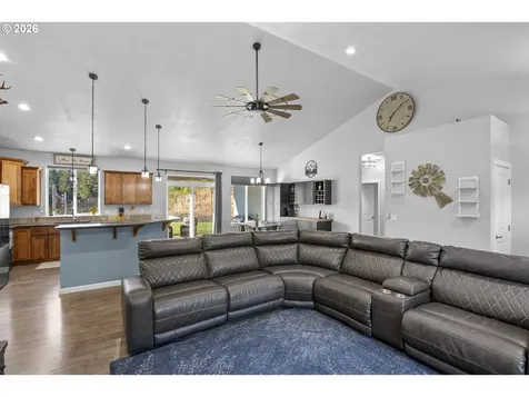491 Oakwood Drive Oakland OR 97462