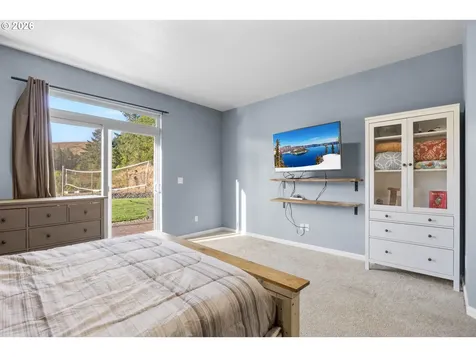 491 Oakwood Drive Oakland OR 97462