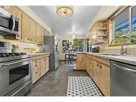 1130 NE 108th Avenue Portland OR 97220
