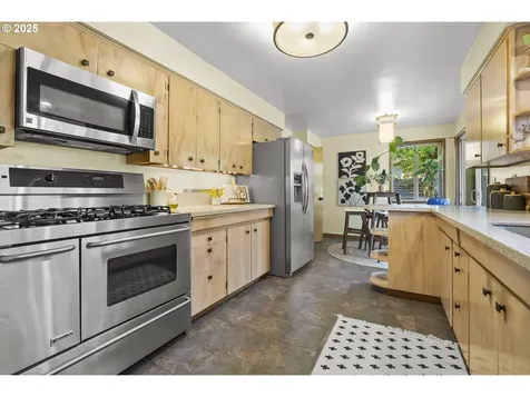 1130 NE 108th Avenue Portland OR 97220