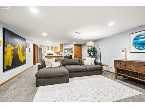 1130 NE 108th Avenue Portland OR 97220