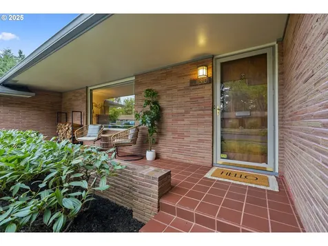 1130 NE 108th Avenue Portland OR 97220
