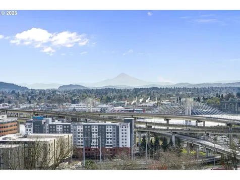2221 SW 1st Avenue Portland OR 97201